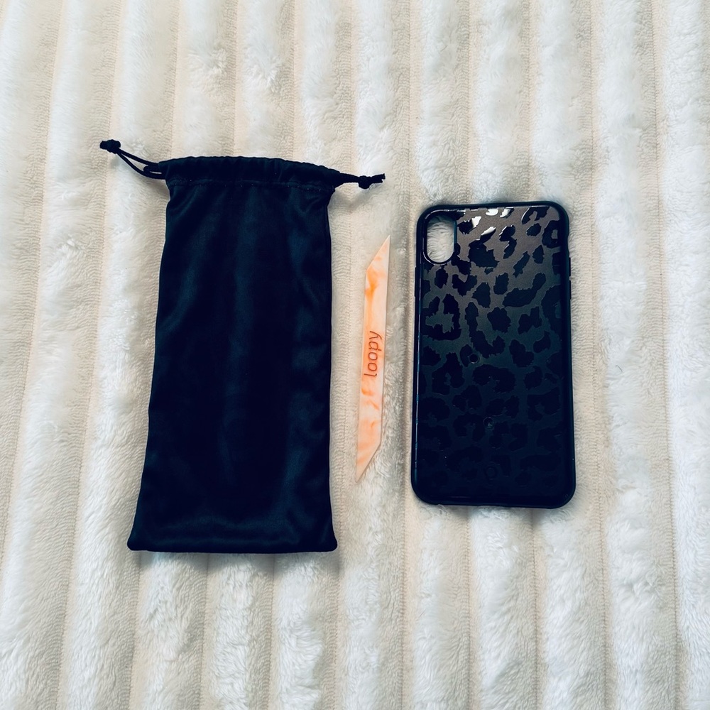 Stealth Black Leopard Loopy Case iPhone XS Max